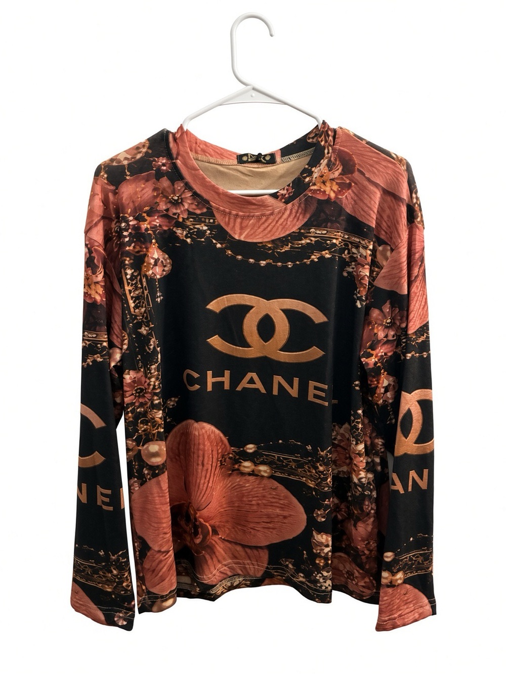 NWT Woman’s  Black & Rust Floral Logo Long Sleeve Top